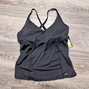 NWT ✨ NIKE WORKOUT TOP
